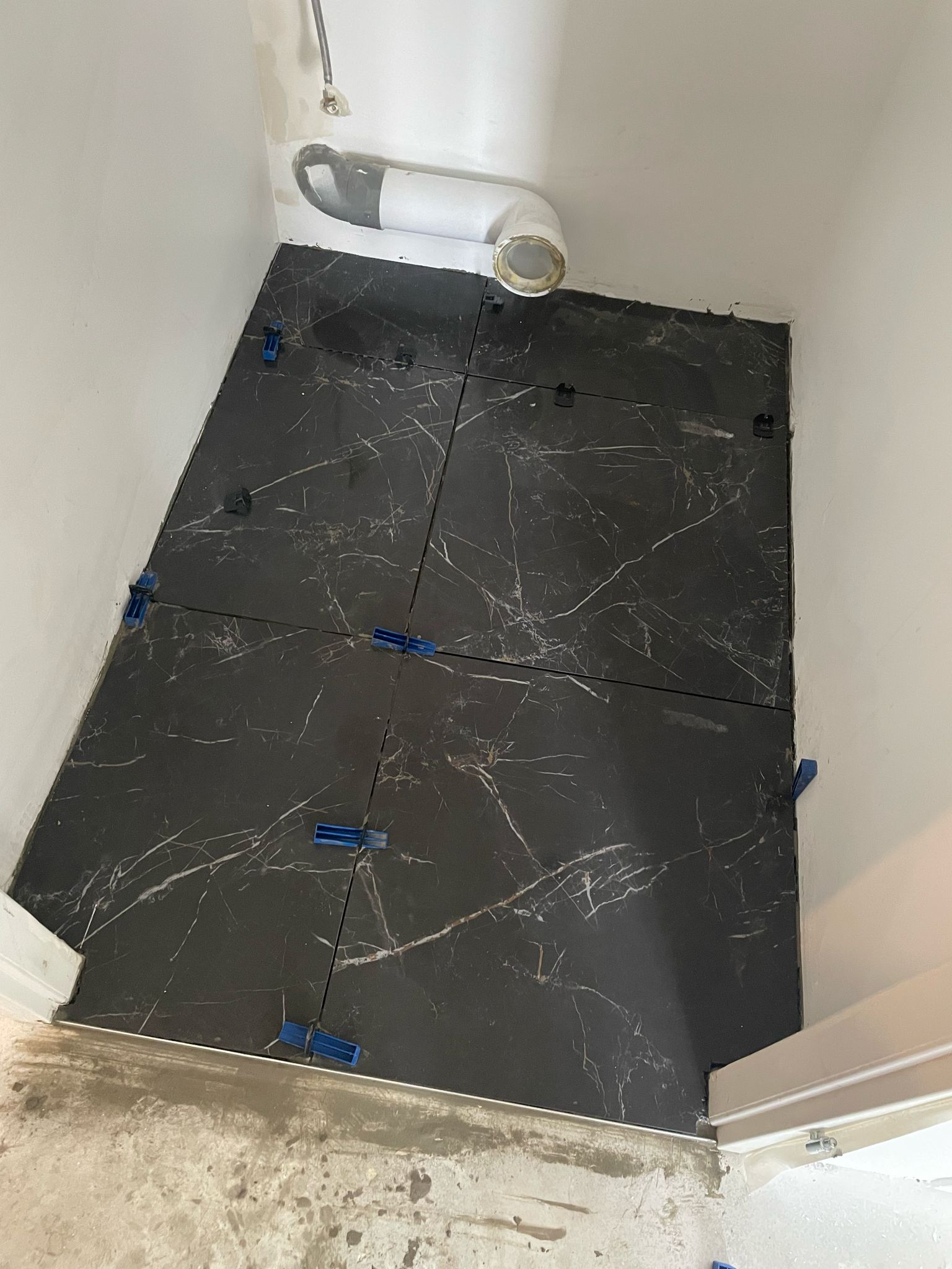 Travaux de peinture en cours